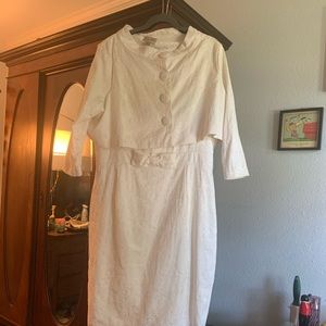 Lindy Bop / White Brocade / Sz. 18 / Twin Set